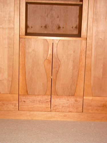 wo10 wuchtiger wohnzimmerschrank detailausschnitt03